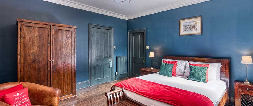 Lamb and Lion  Inn Deluxe Double Bed